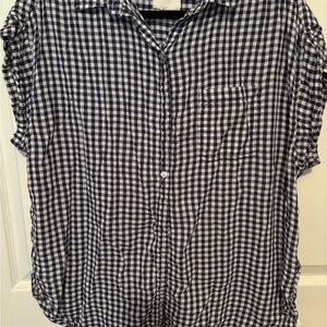 American Eagle Outfitters Black and White Flutter Sleeve Button Down